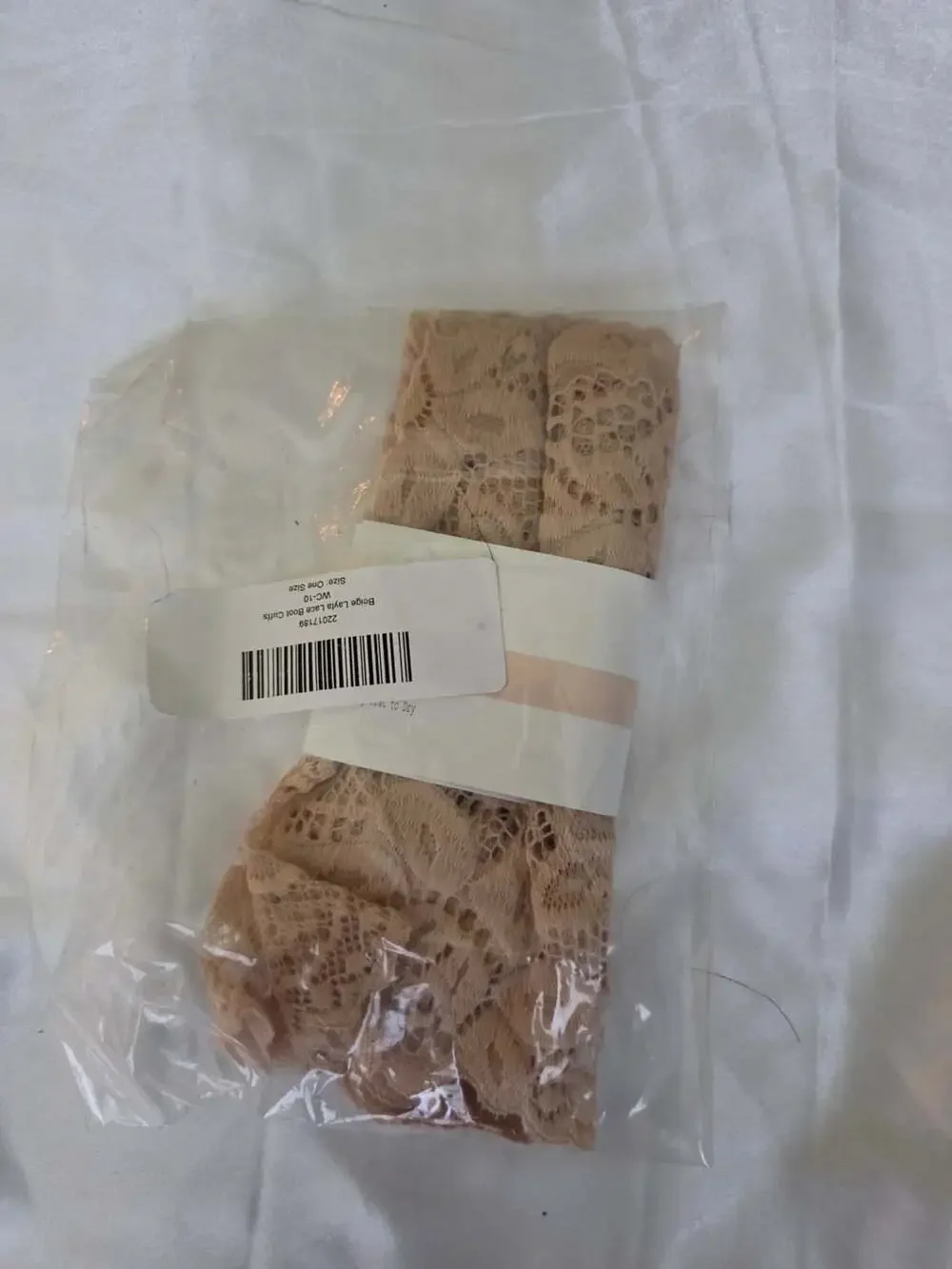 Brand New Peek A Boot Layla Lace Cuff Boot Cuffs One Size Beige